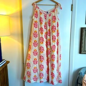 Sleeveless Old Navy dress